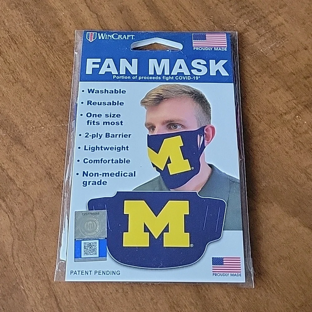Wincraft Fan Mask Face Mask Michigan Wolverines Brand new